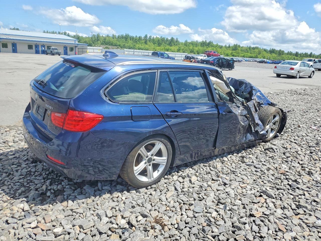 2014 BMW 3 SERIES
