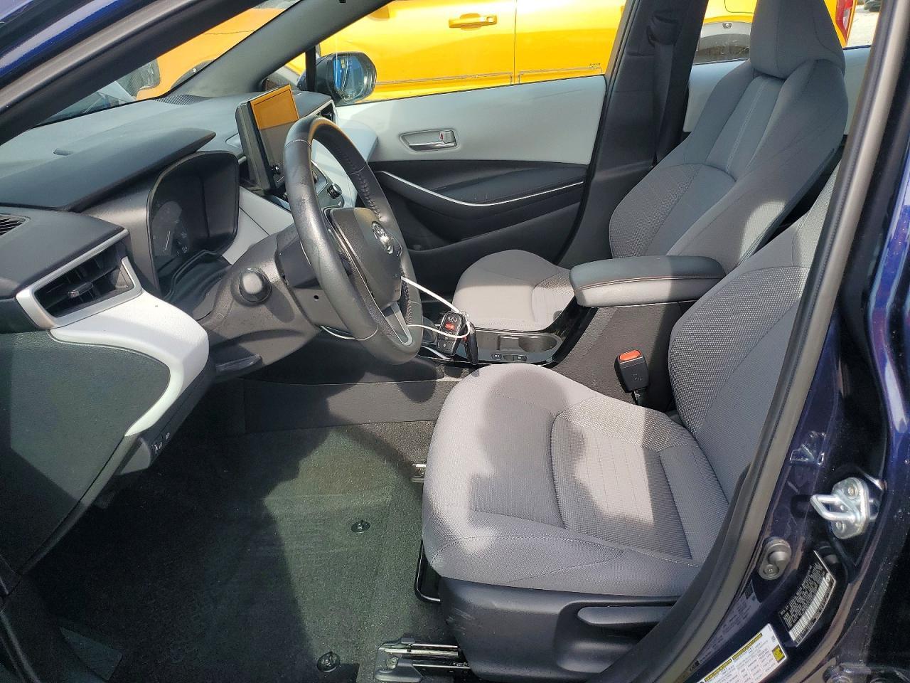 2025 TOYOTA COROLLA