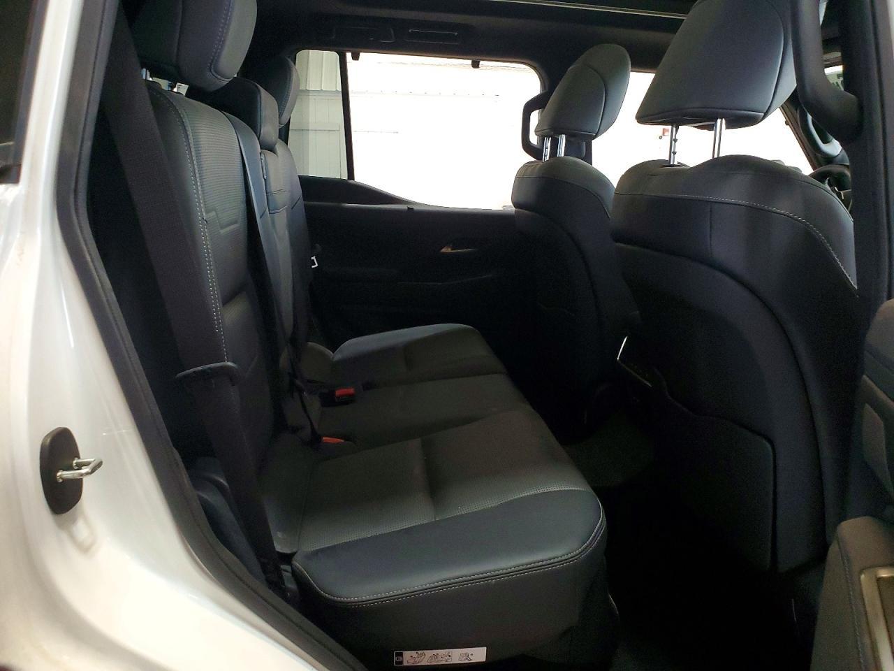 2024 LEXUS GX 550