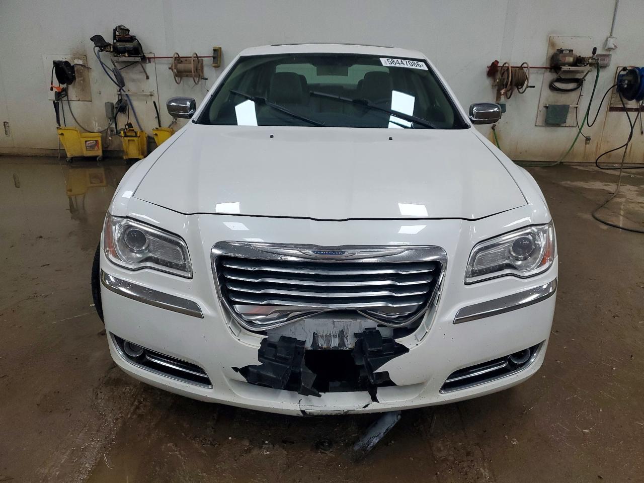 2013 CHRYSLER 300