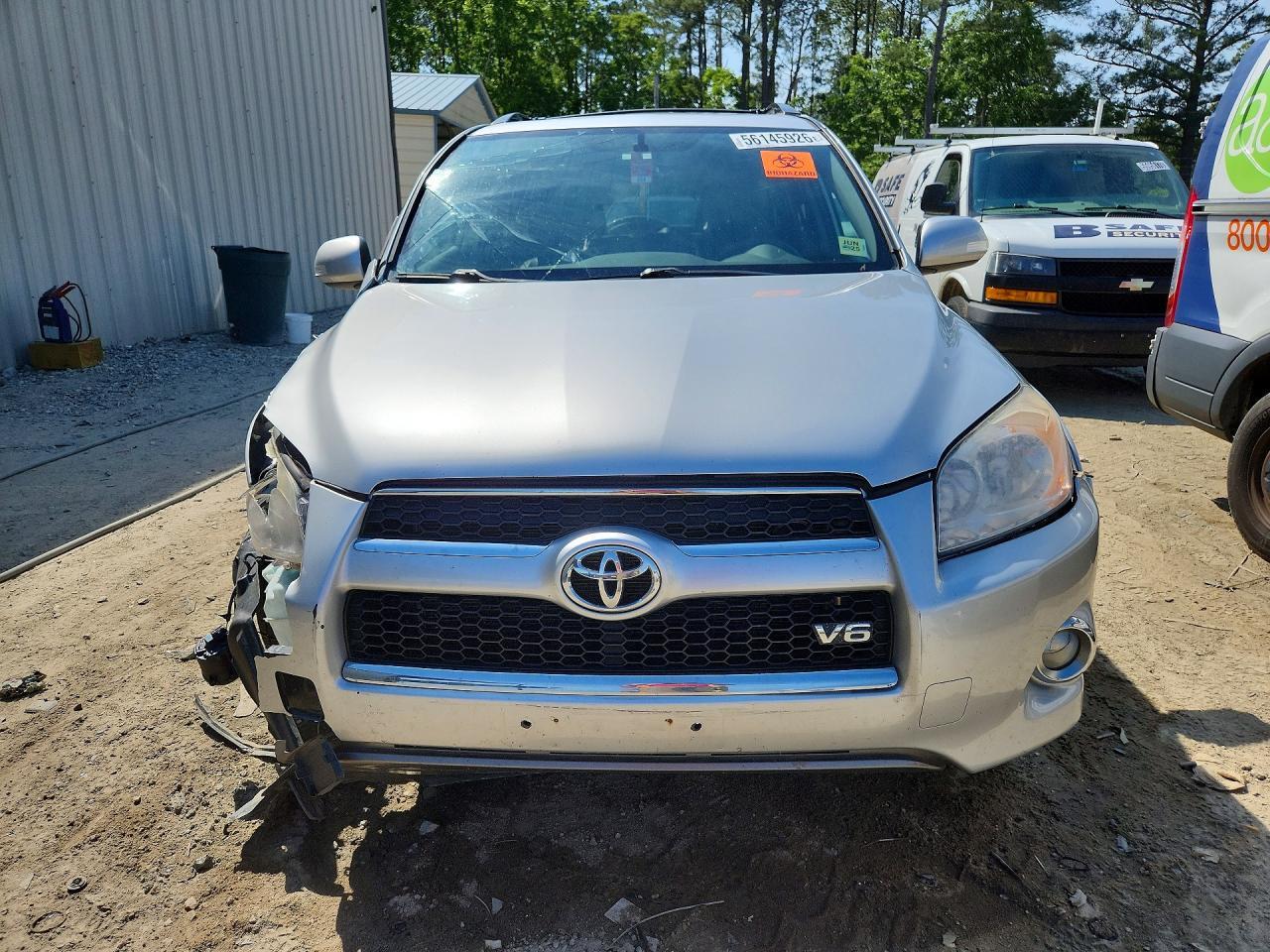 2011 TOYOTA RAV4