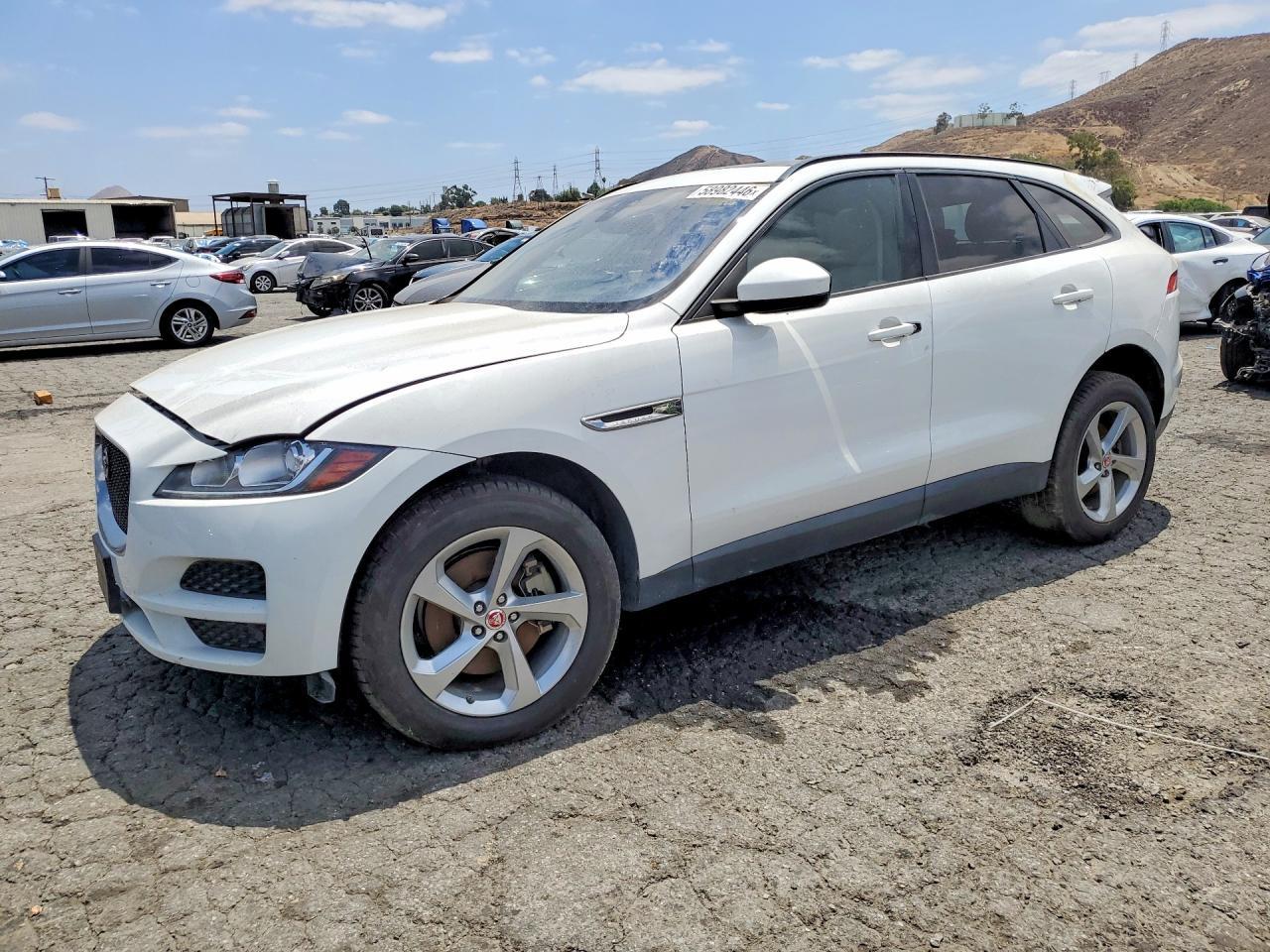 2017 JAGUAR F-Pace