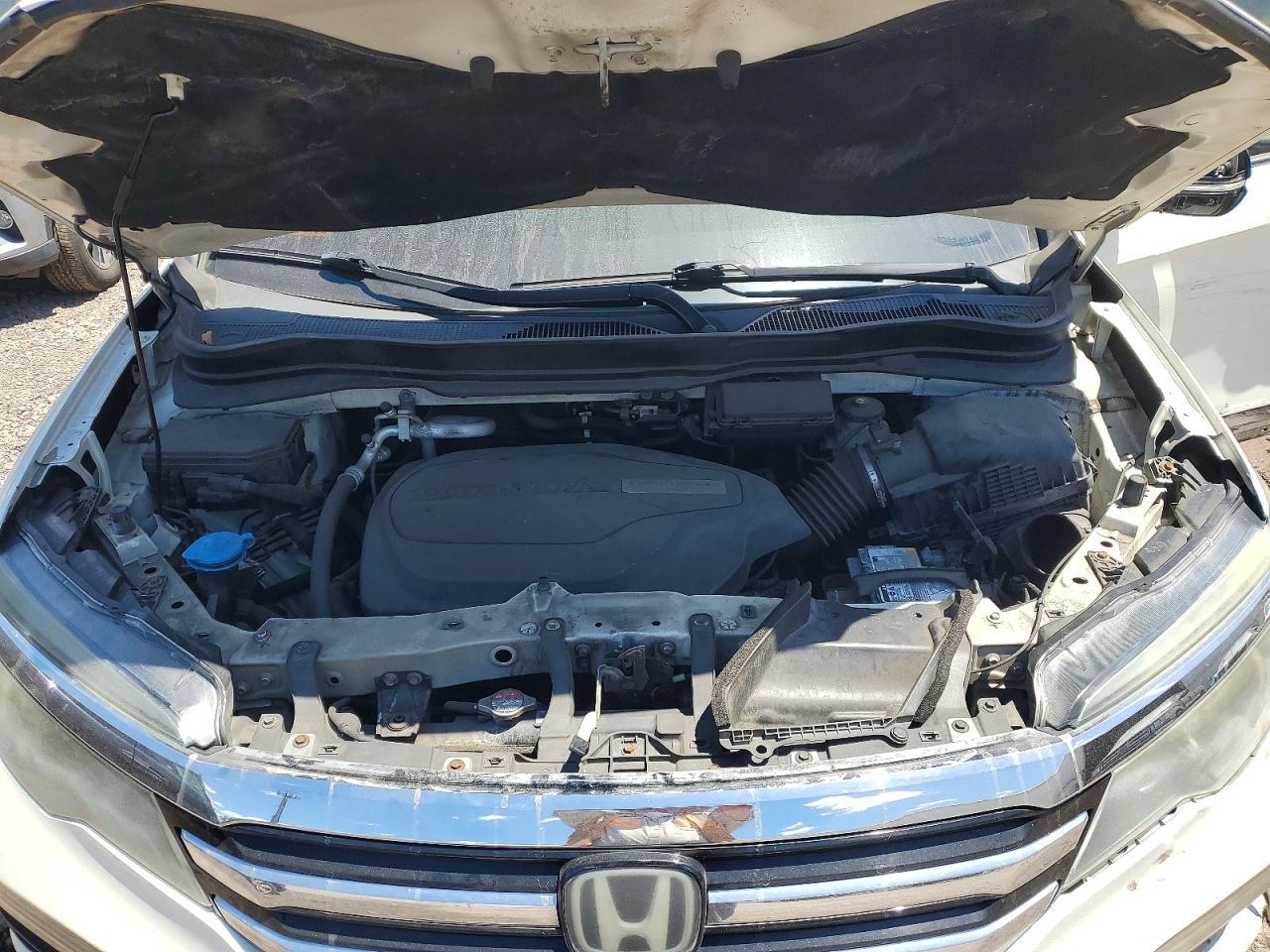 2017 HONDA PILOT