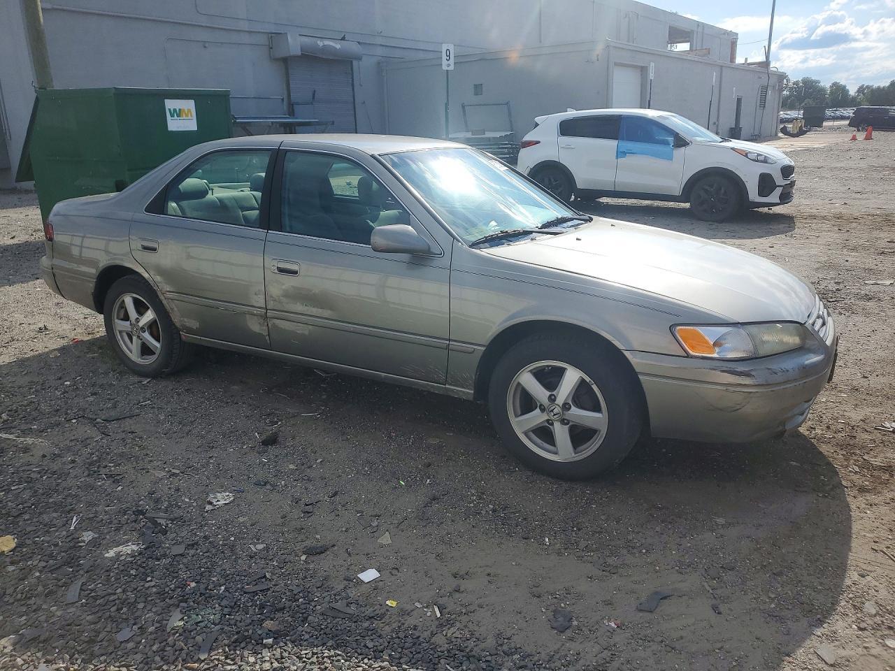 1998 TOYOTA CAMRY