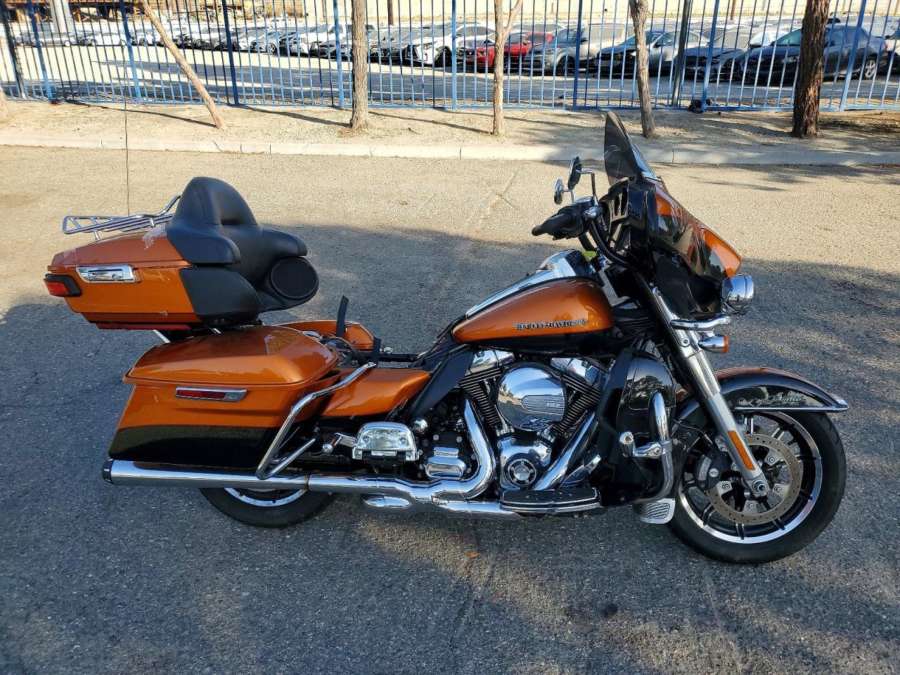 2014 HARLEY-DAVIDSON FLHTK