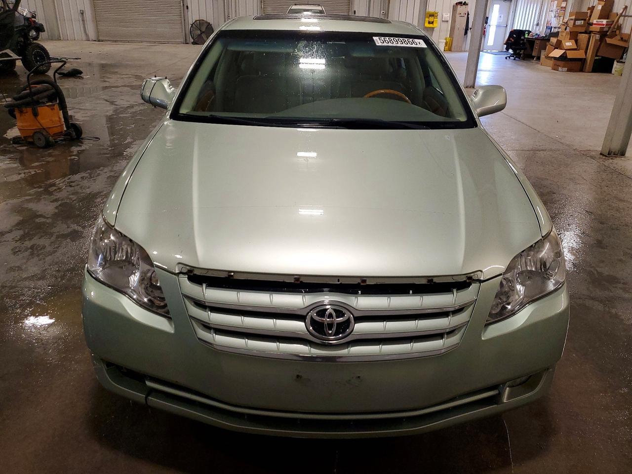 2007 TOYOTA Avalon