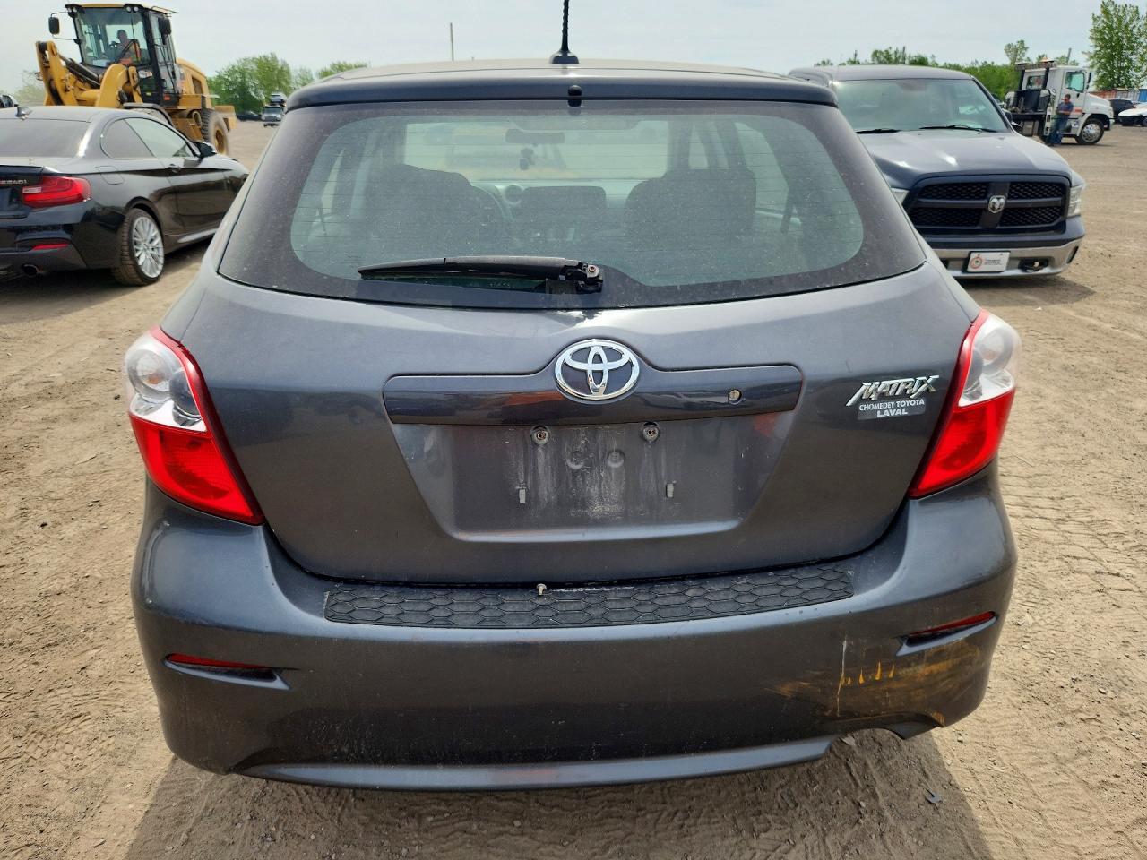 2011 TOYOTA MATRIX