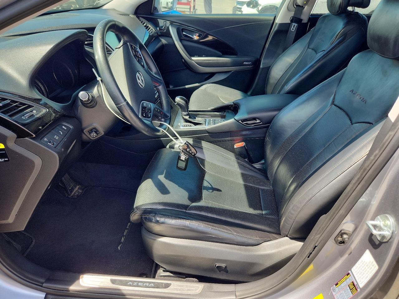 2016 HYUNDAI Azera