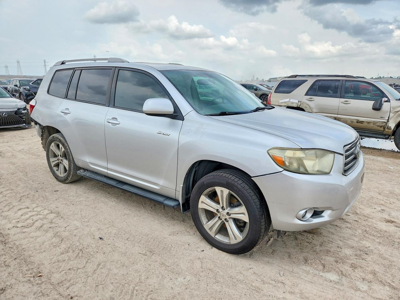2009 TOYOTA HIGHLANDER