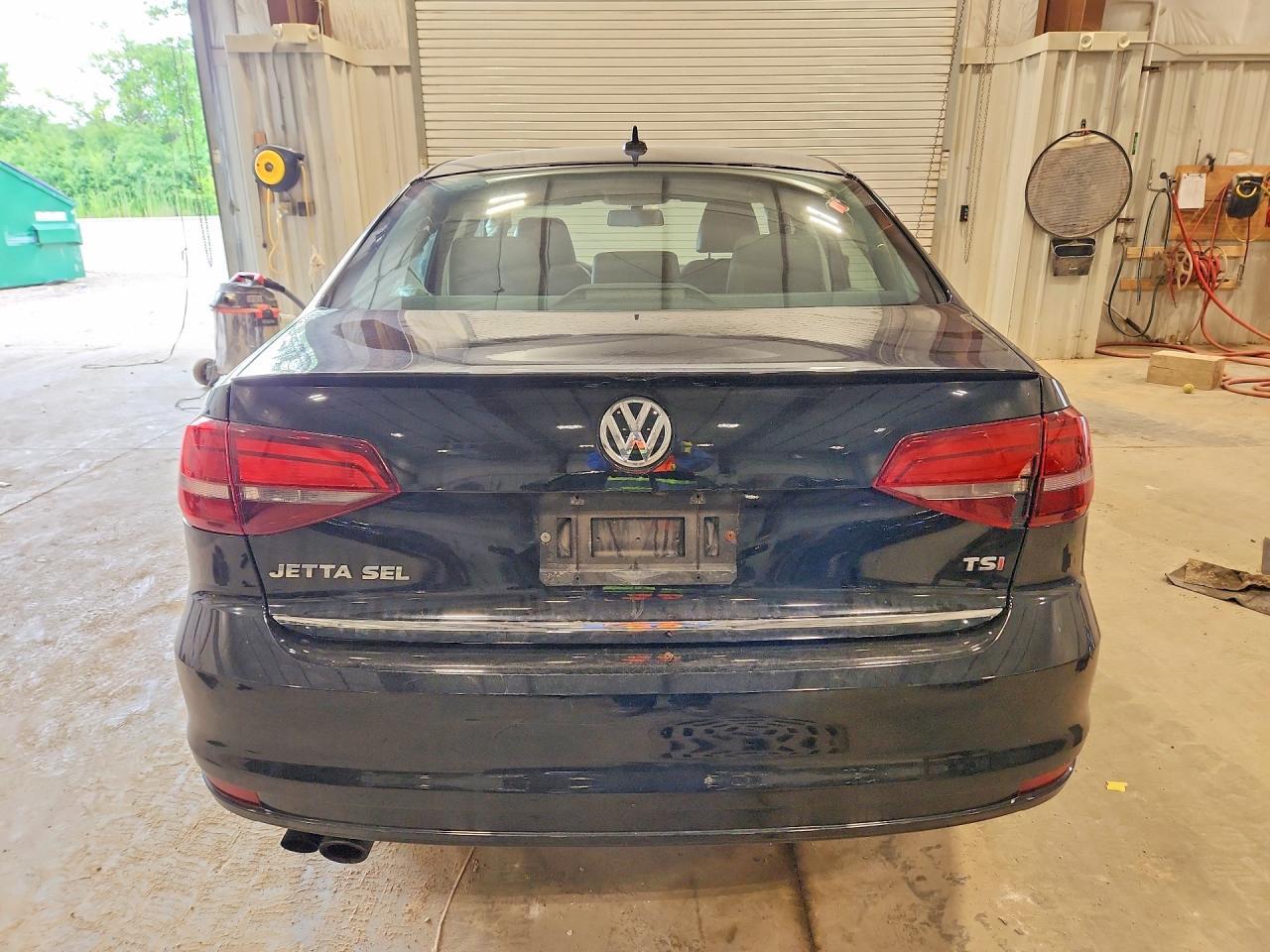 2017 VOLKSWAGEN JETTA