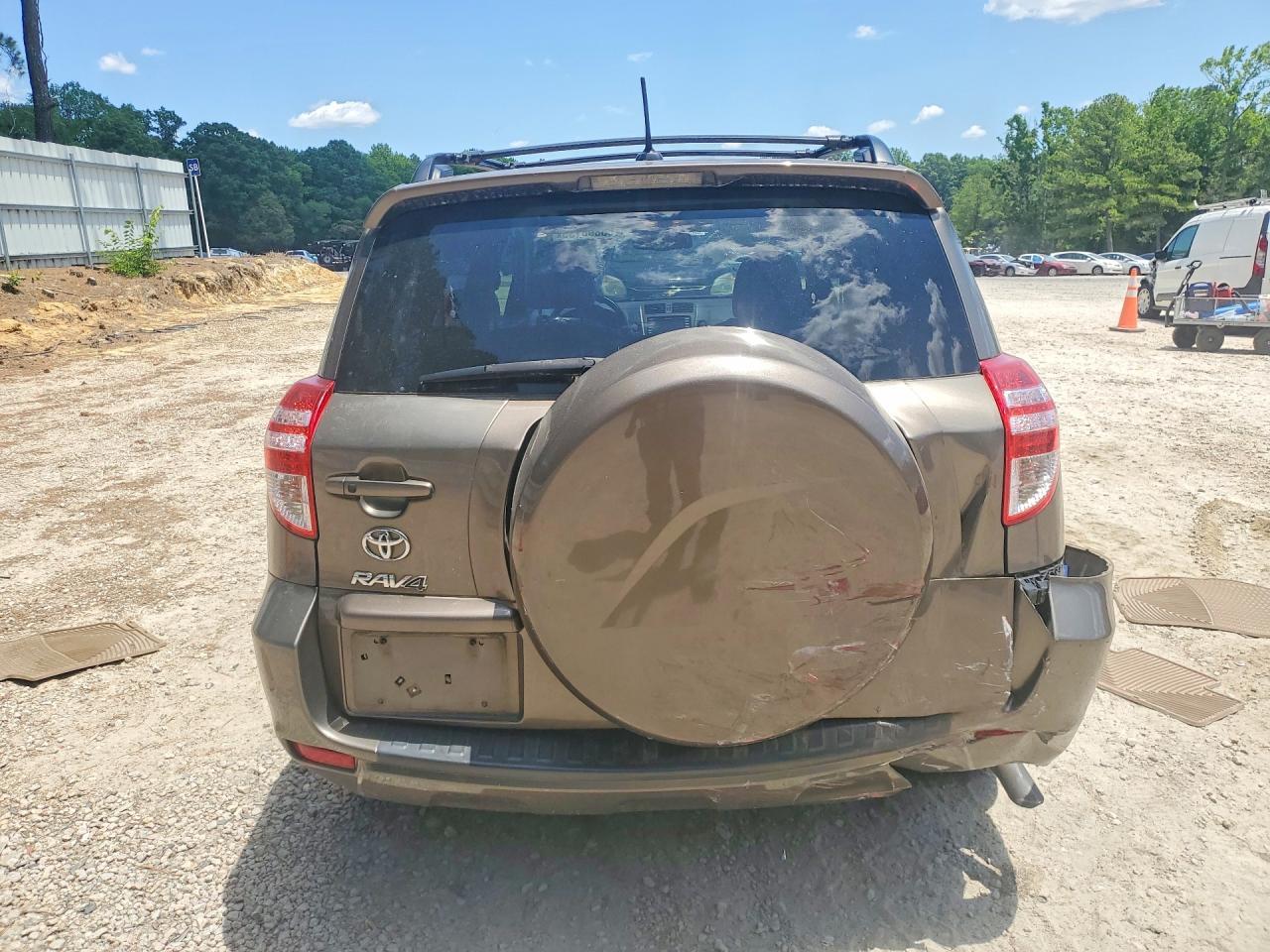 2011 TOYOTA RAV4