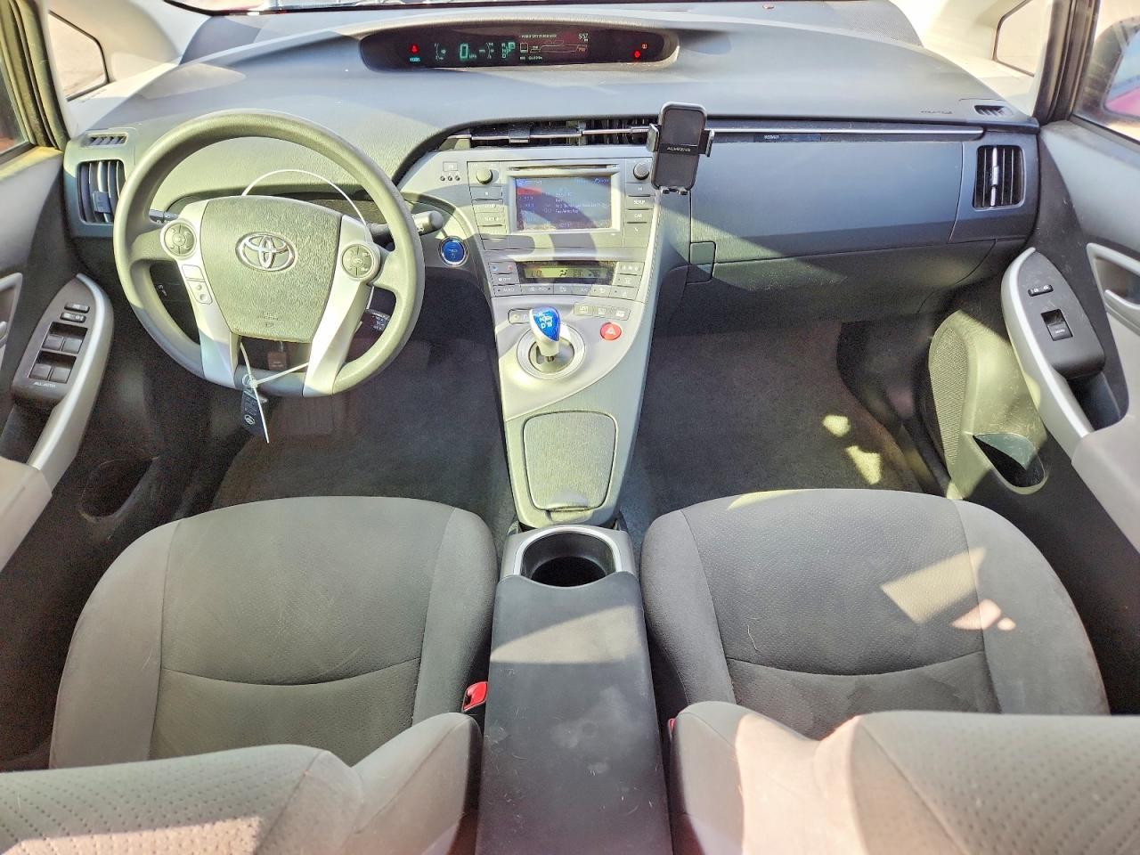 2013 TOYOTA PRIUS