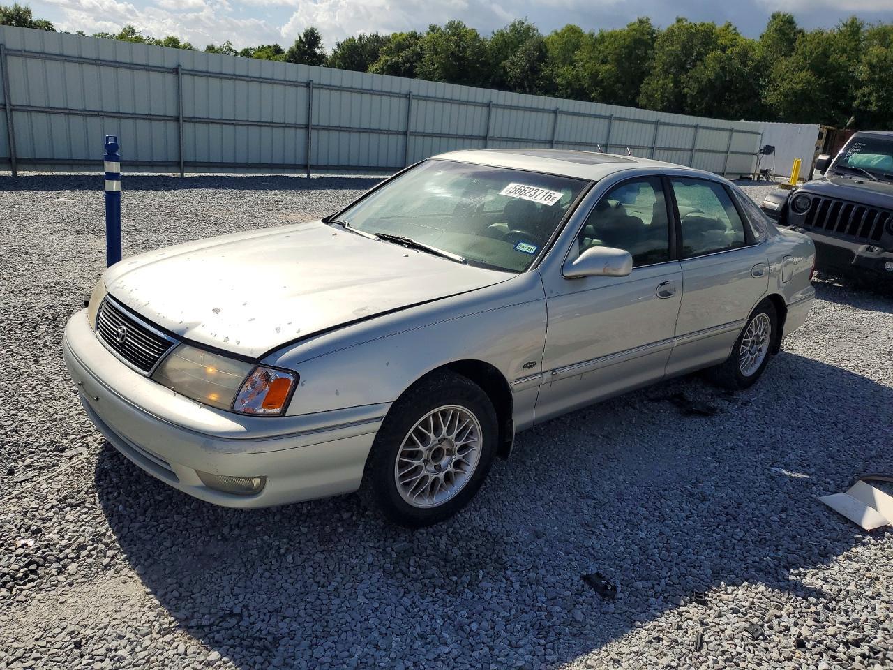 1999 TOYOTA Avalon