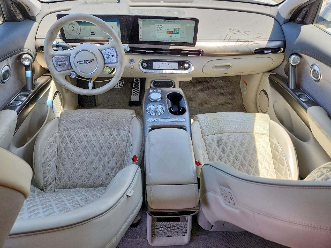 2023 GENESIS GV60