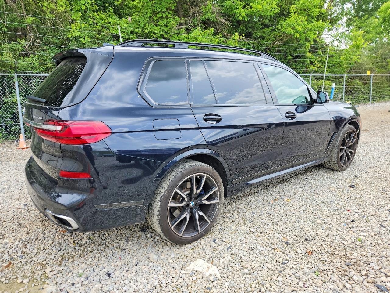 2019 BMW X7