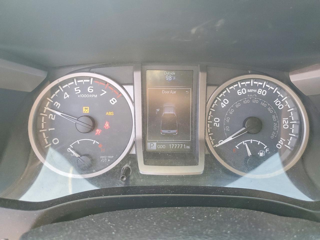 2016 TOYOTA TACOMA