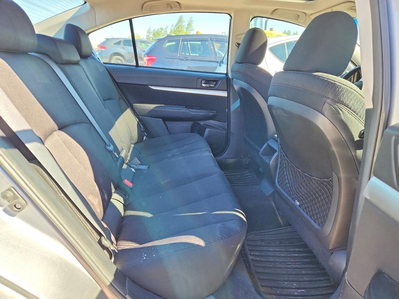 2010 SUBARU Legacy
