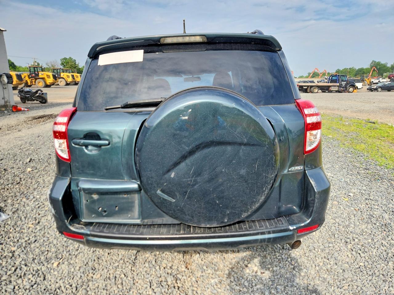 2011 TOYOTA RAV4