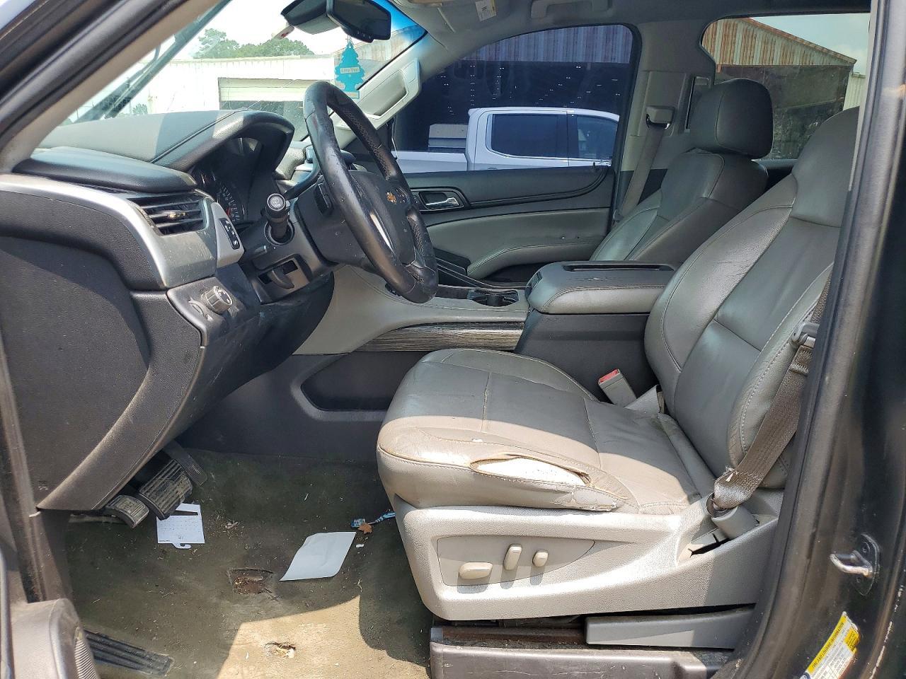 2015 CHEVROLET Suburban