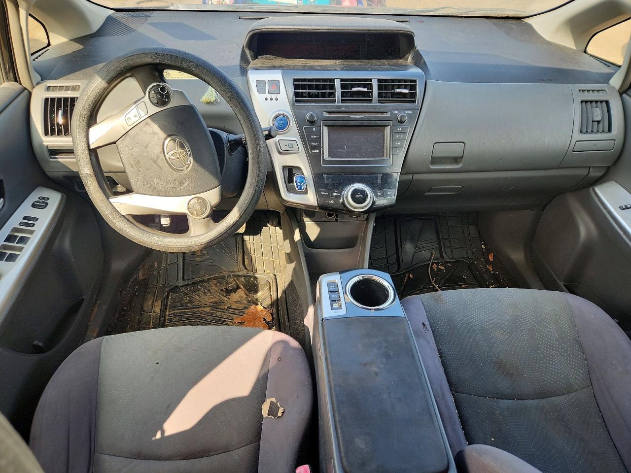 2014 TOYOTA PRIUS V