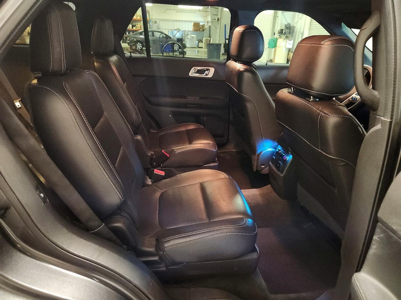 2015 FORD Explorer Sport Trac