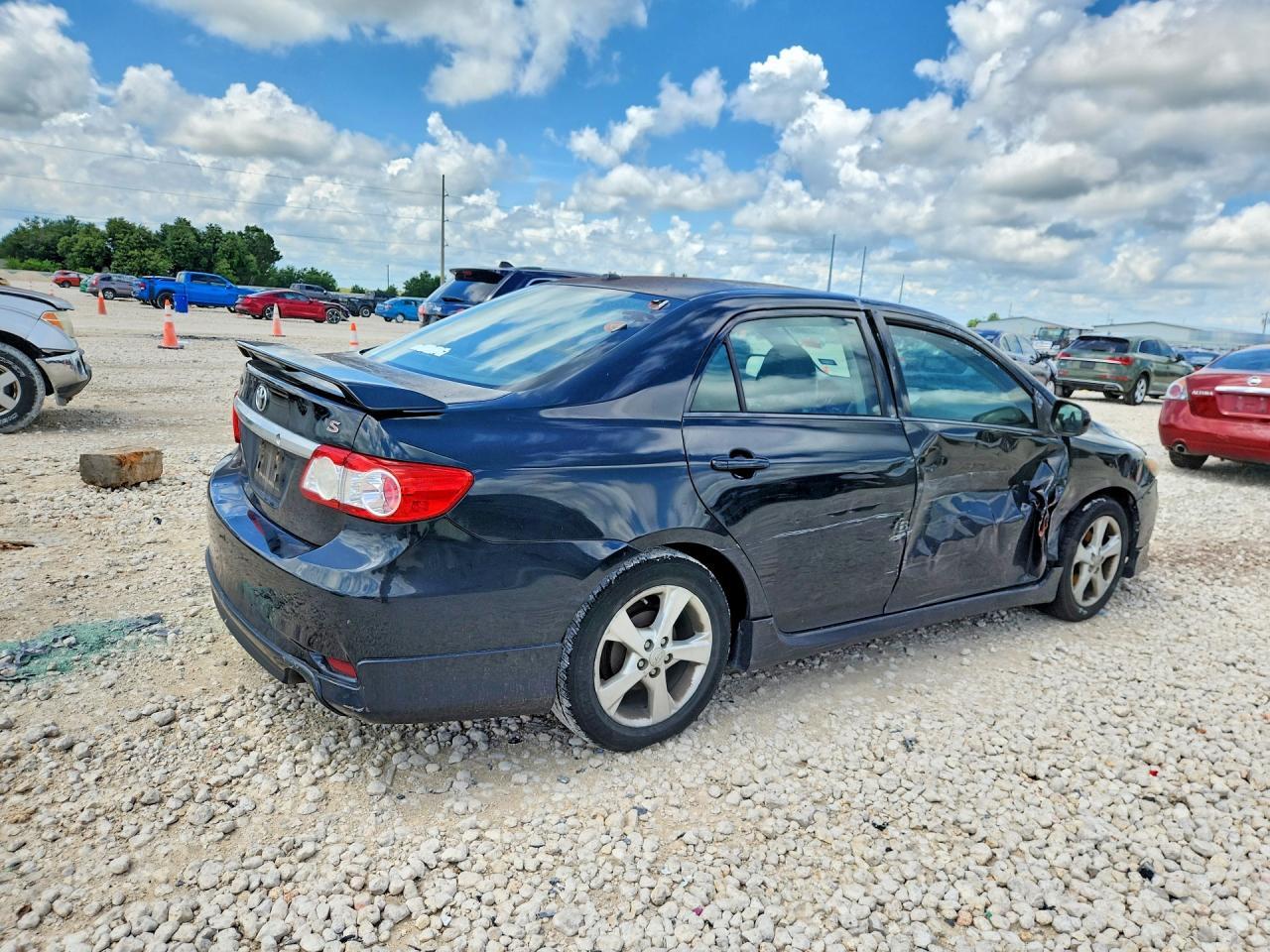 2012 TOYOTA COROLLA