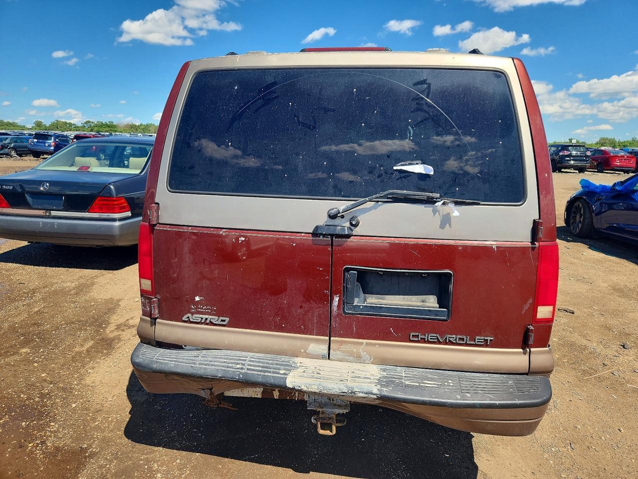 1998 CHEVROLET Astro