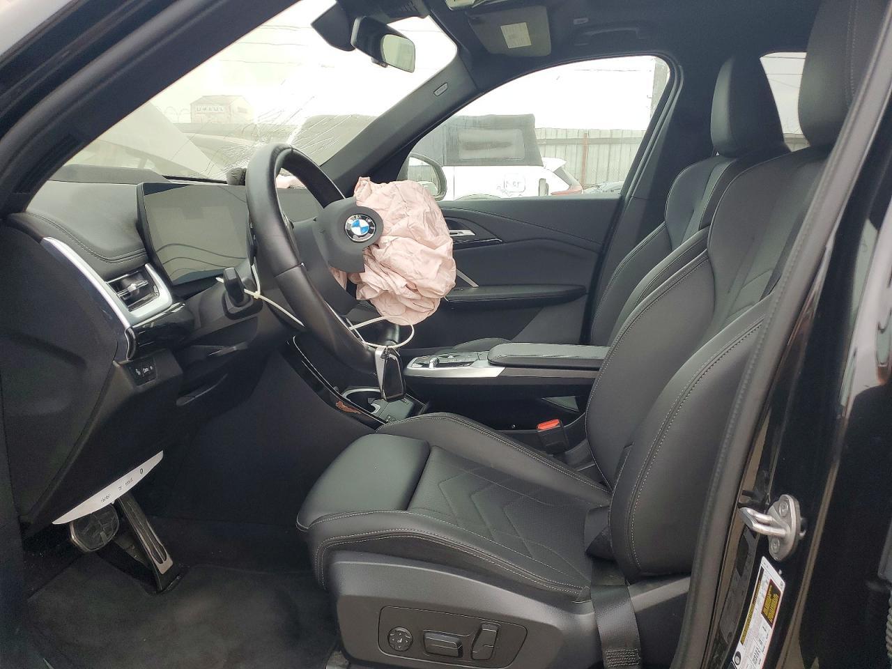 2024 BMW X1