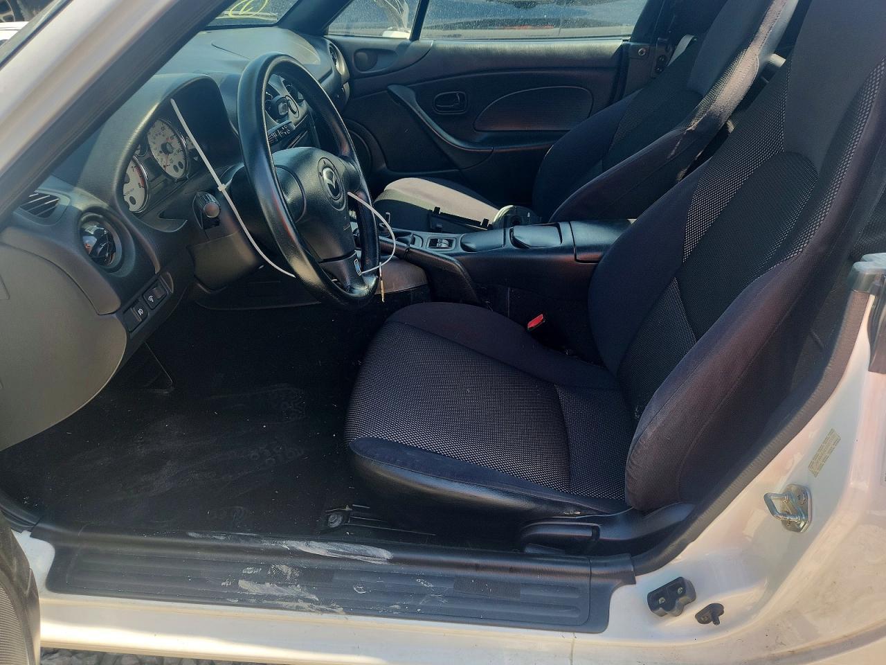 2001 MAZDA MX-5 Miata