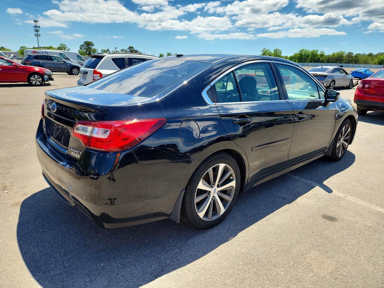 2015 SUBARU Legacy