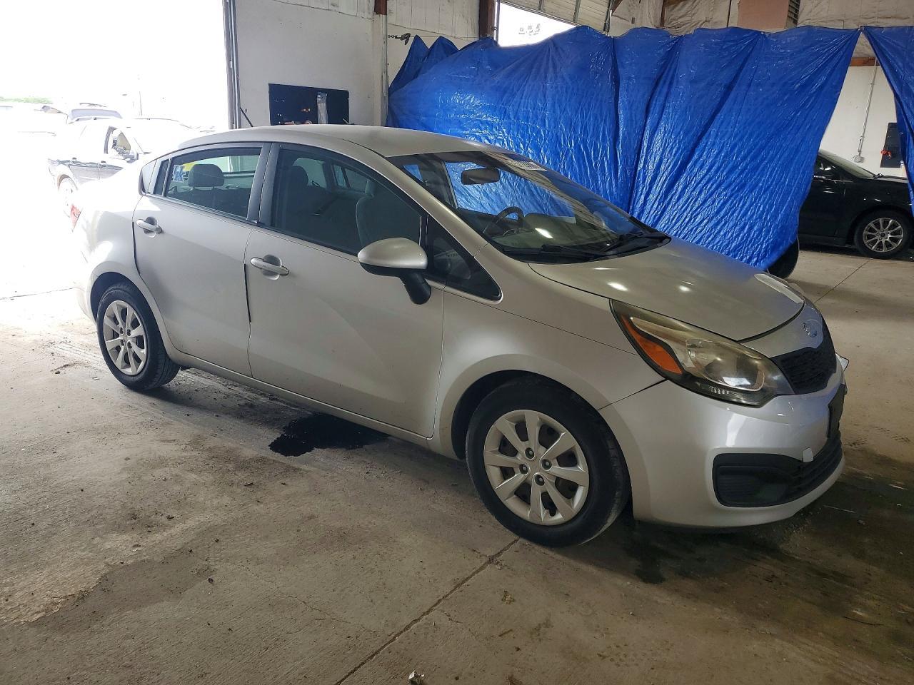 2013 KIA RIO