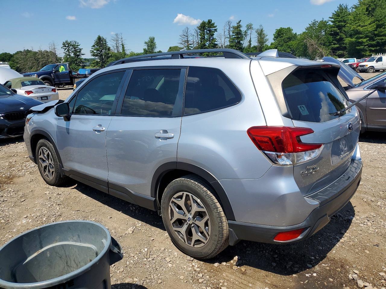 2019 SUBARU FORESTER