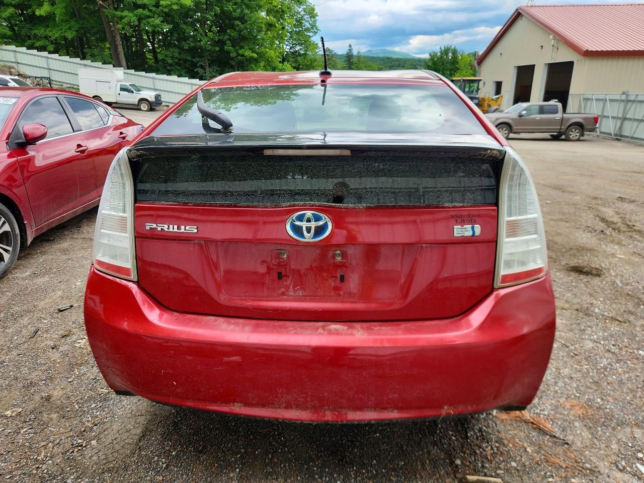 2011 TOYOTA PRIUS