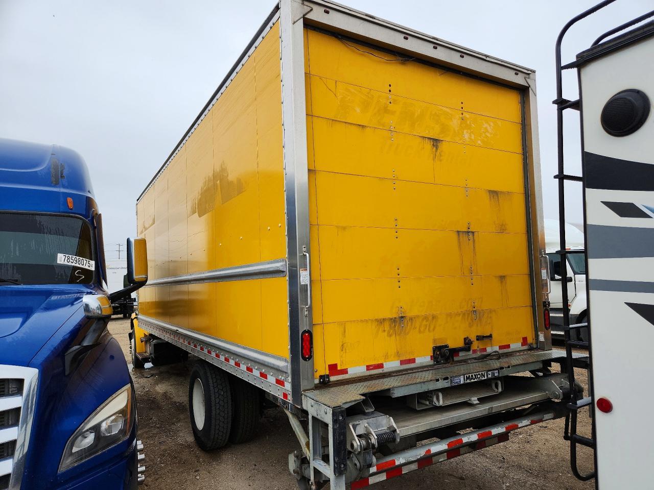 2020 FREIGHTLINER M2 106