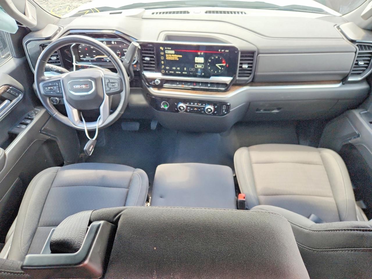 2022 GMC Sierra
