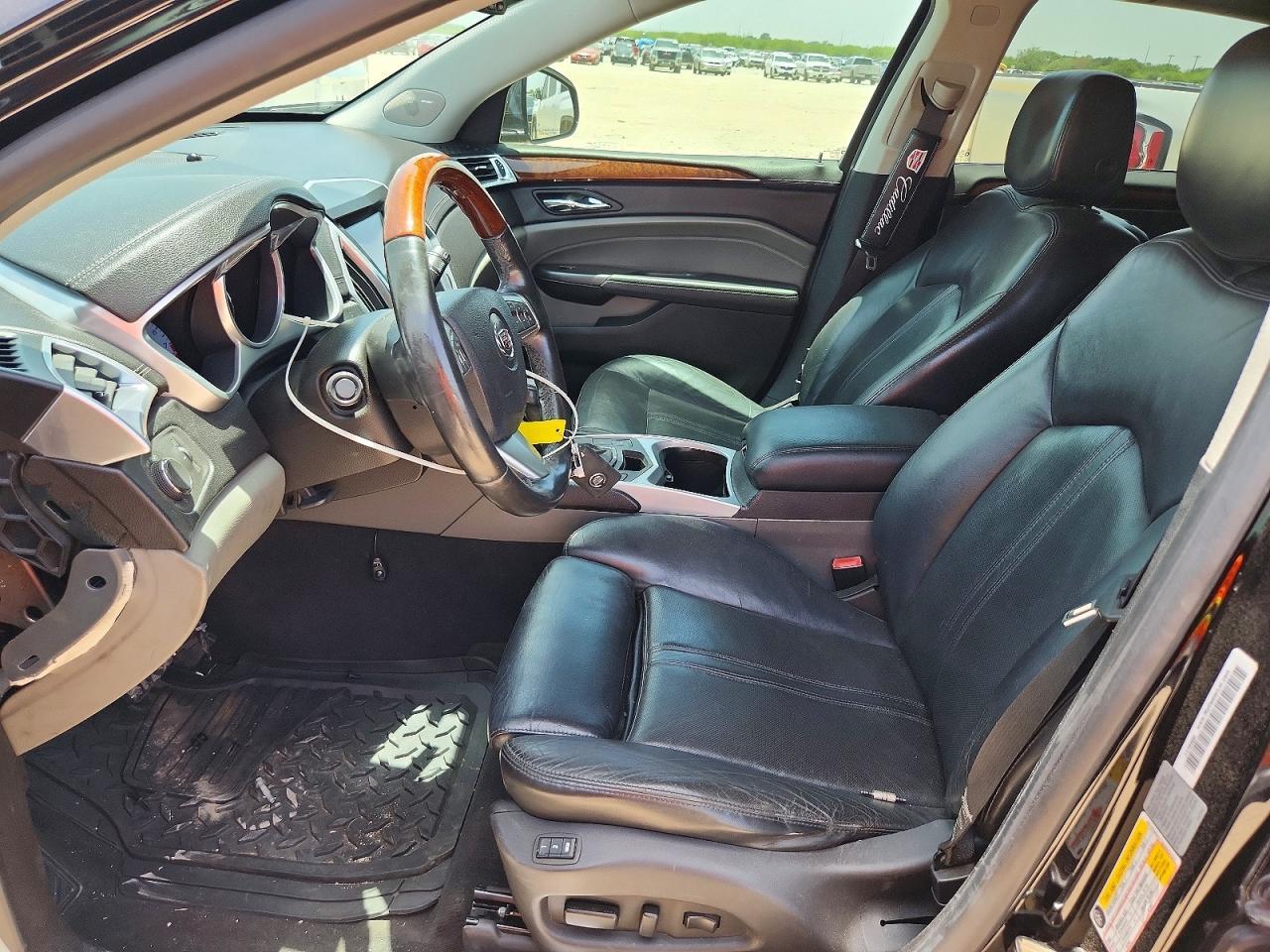 2010 CADILLAC SRX