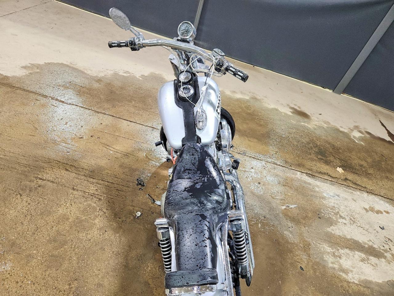 2002 HARLEY-DAVIDSON FXD