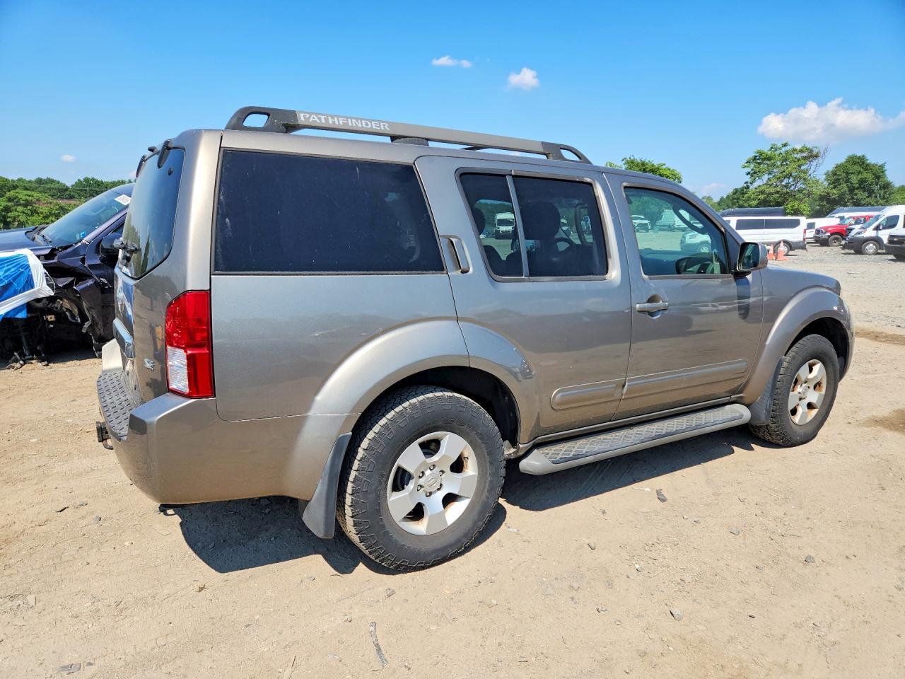 2005 NISSAN PATHFINDER