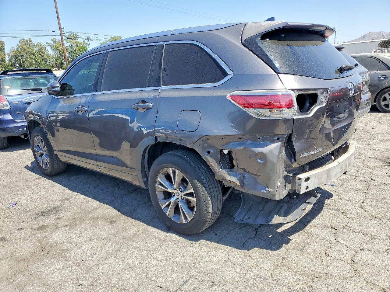 2014 TOYOTA HIGHLANDER