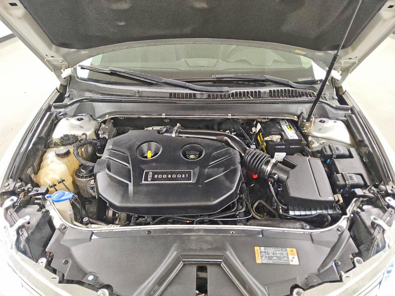 2016 LINCOLN MKZ