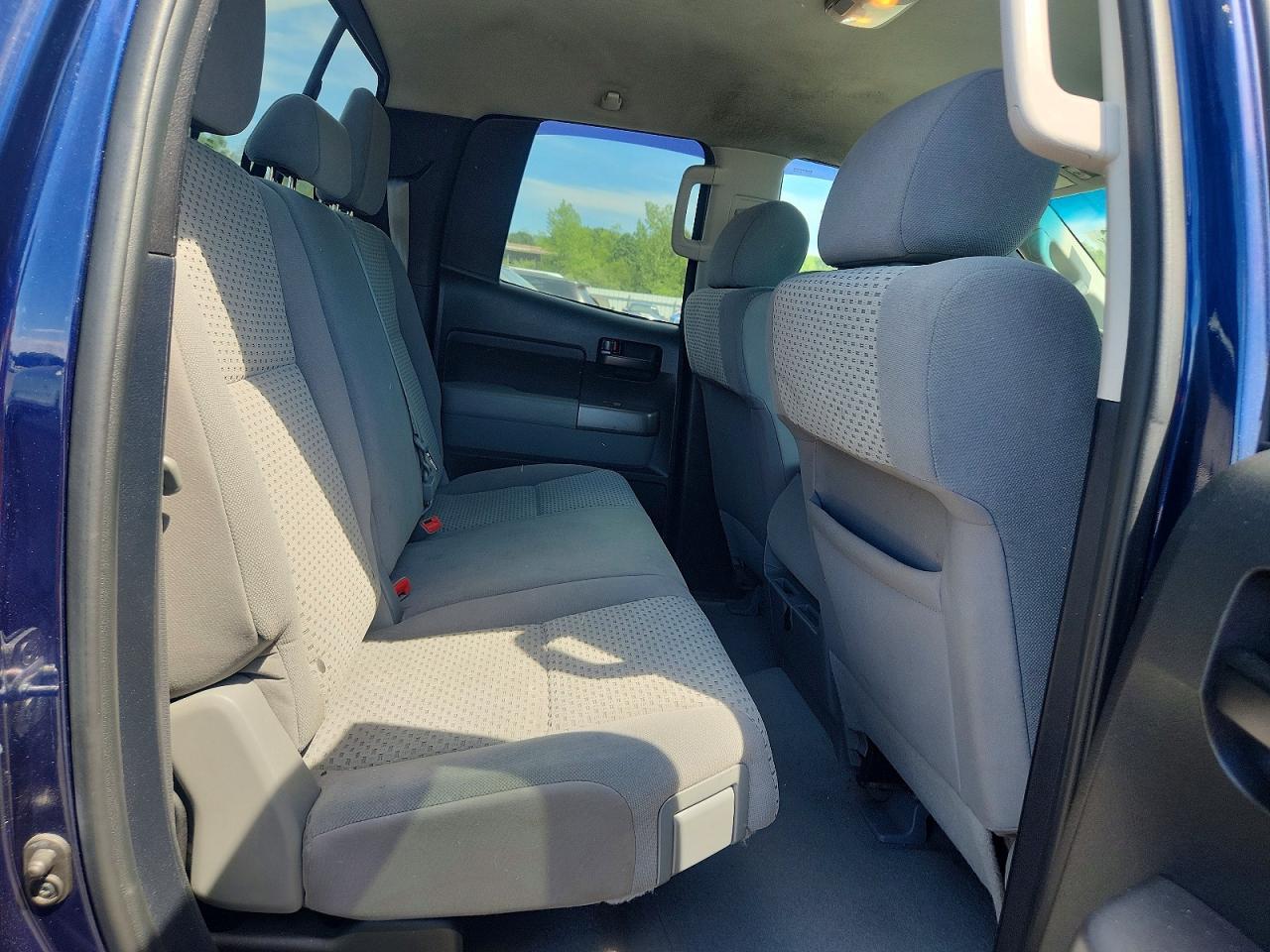 2011 TOYOTA TUNDRA