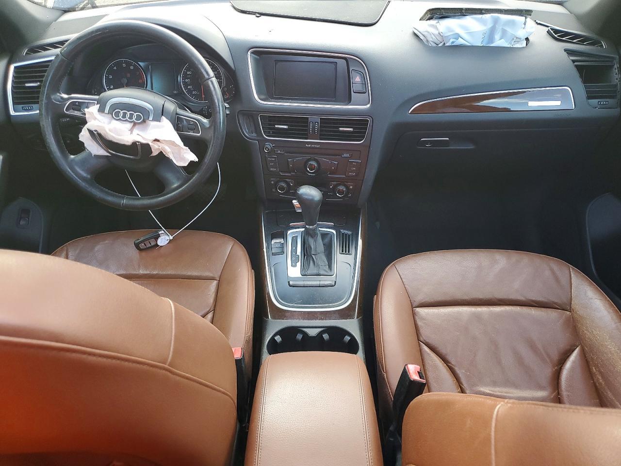 2010 AUDI Q5