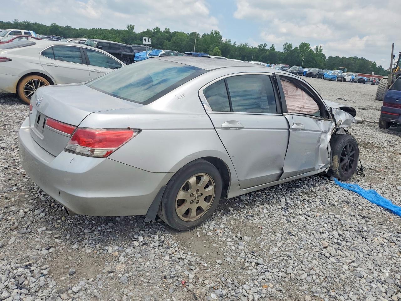 2011 HONDA ACCORD
