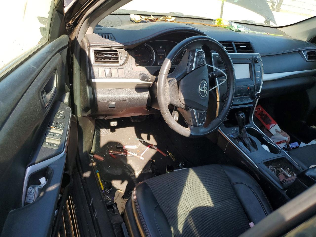 2017 TOYOTA CAMRY