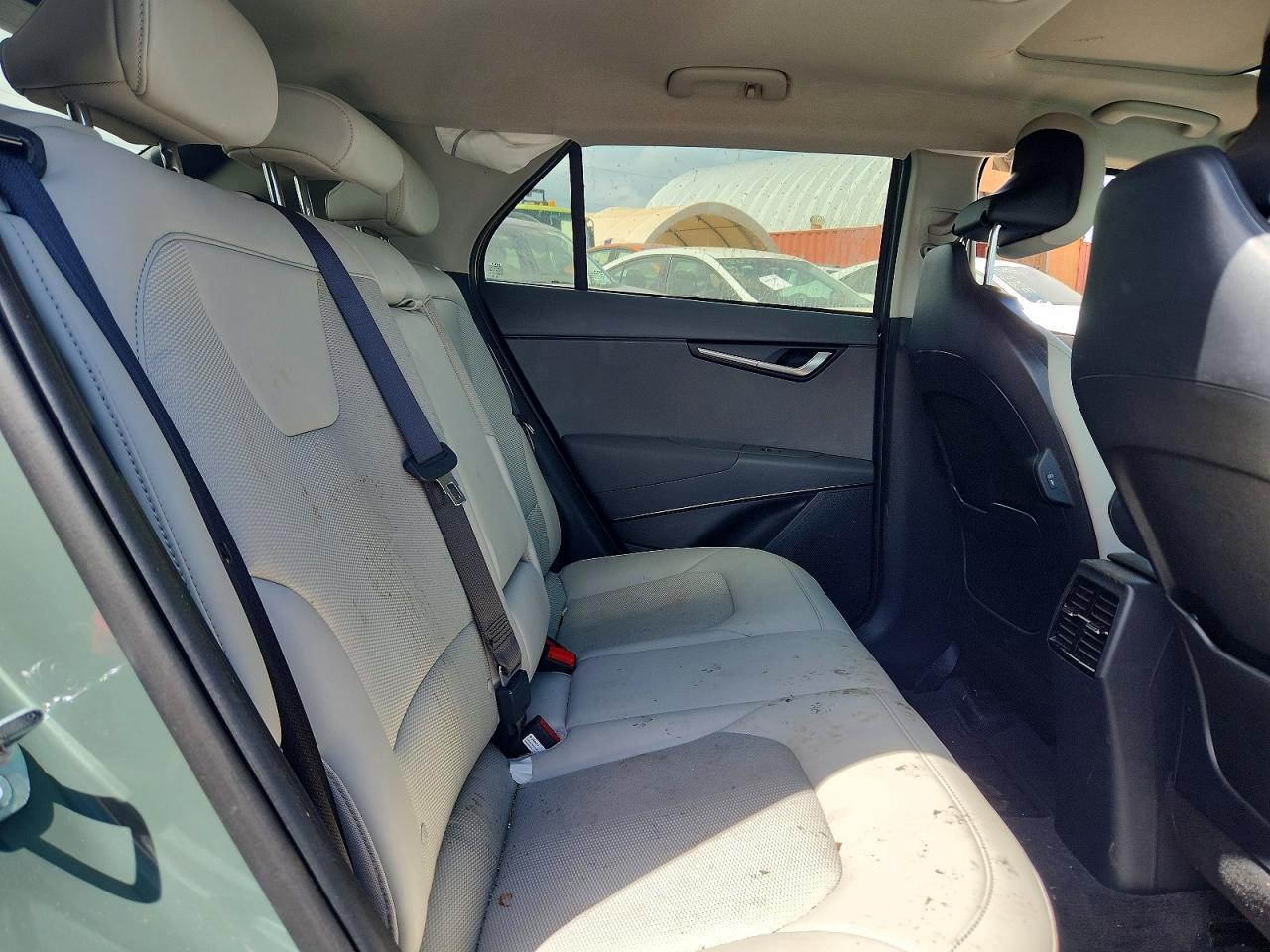 2025 KIA Niro