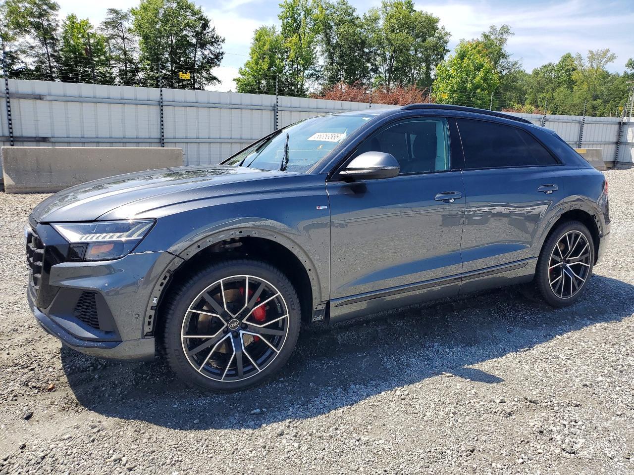2023 AUDI Q8