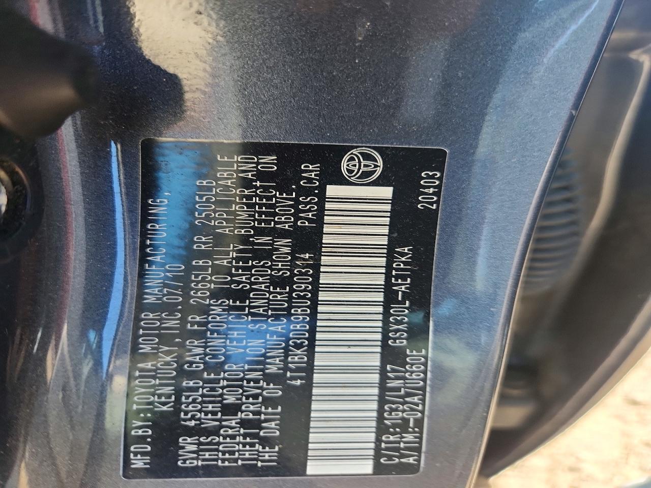 2011 TOYOTA Avalon