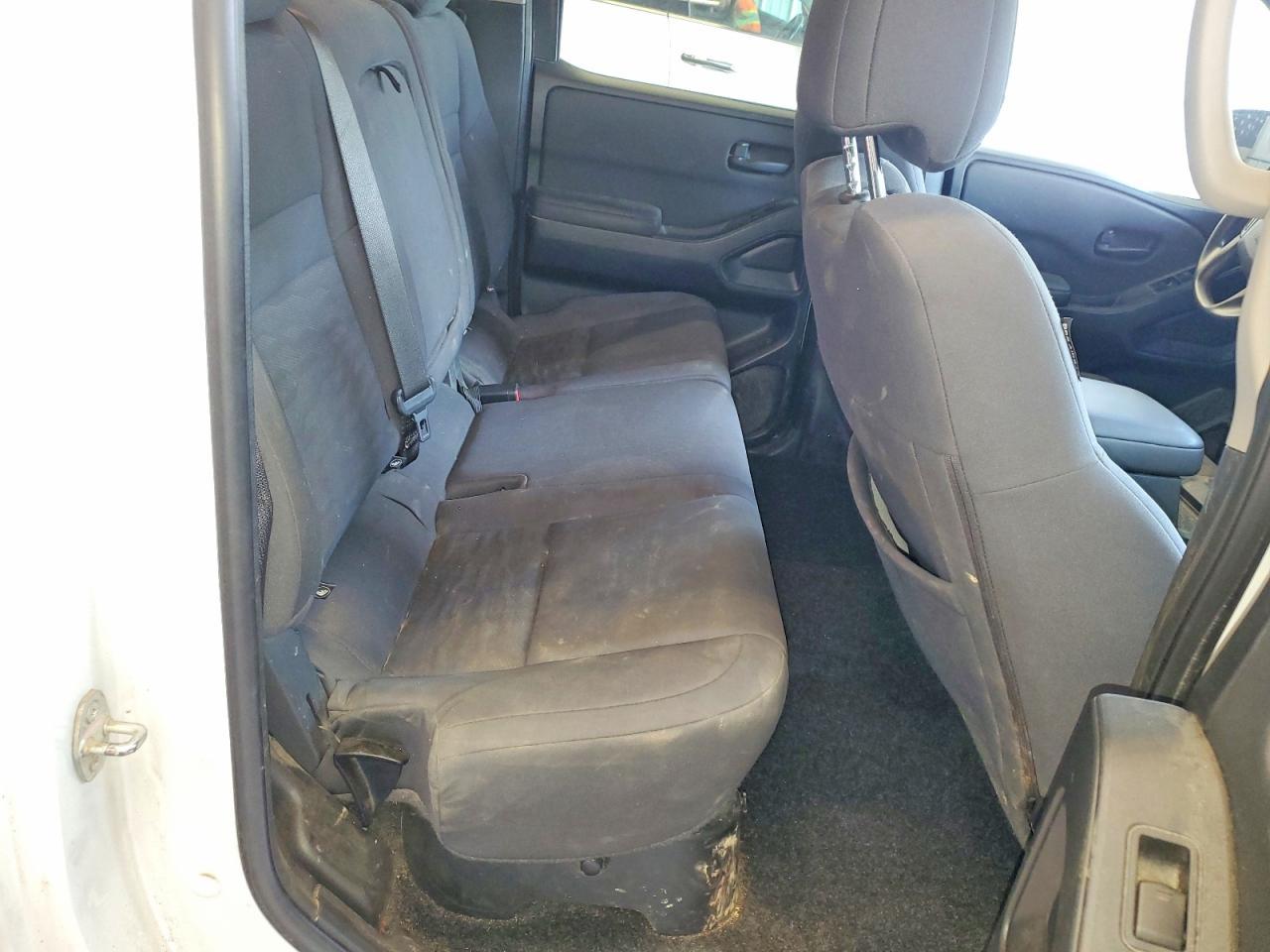 2022 NISSAN Frontier