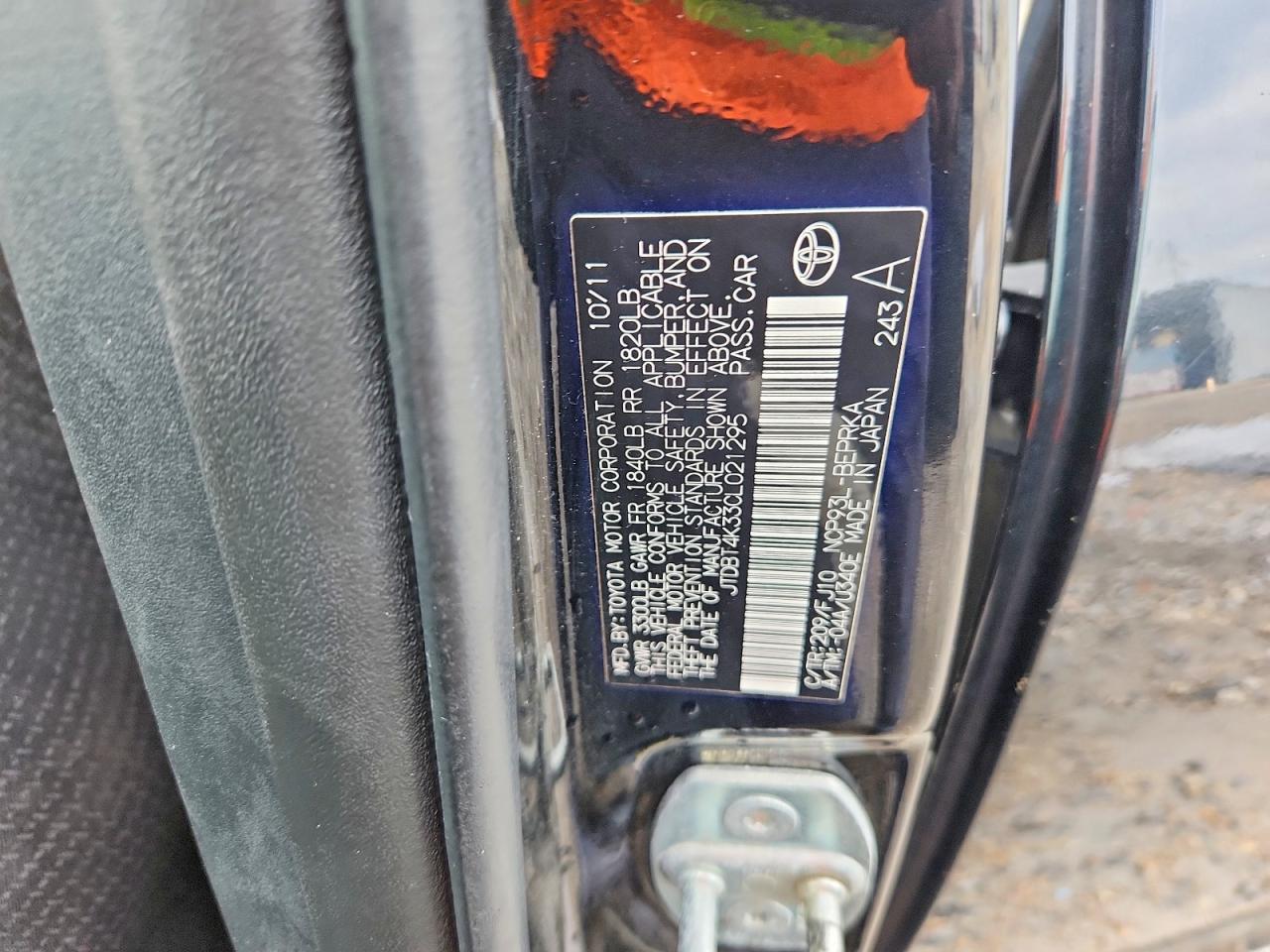 2012 TOYOTA YARIS