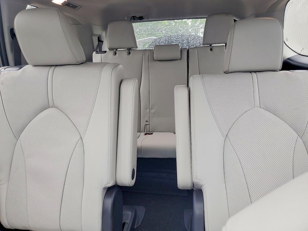 2026 TOYOTA HIGHLANDER